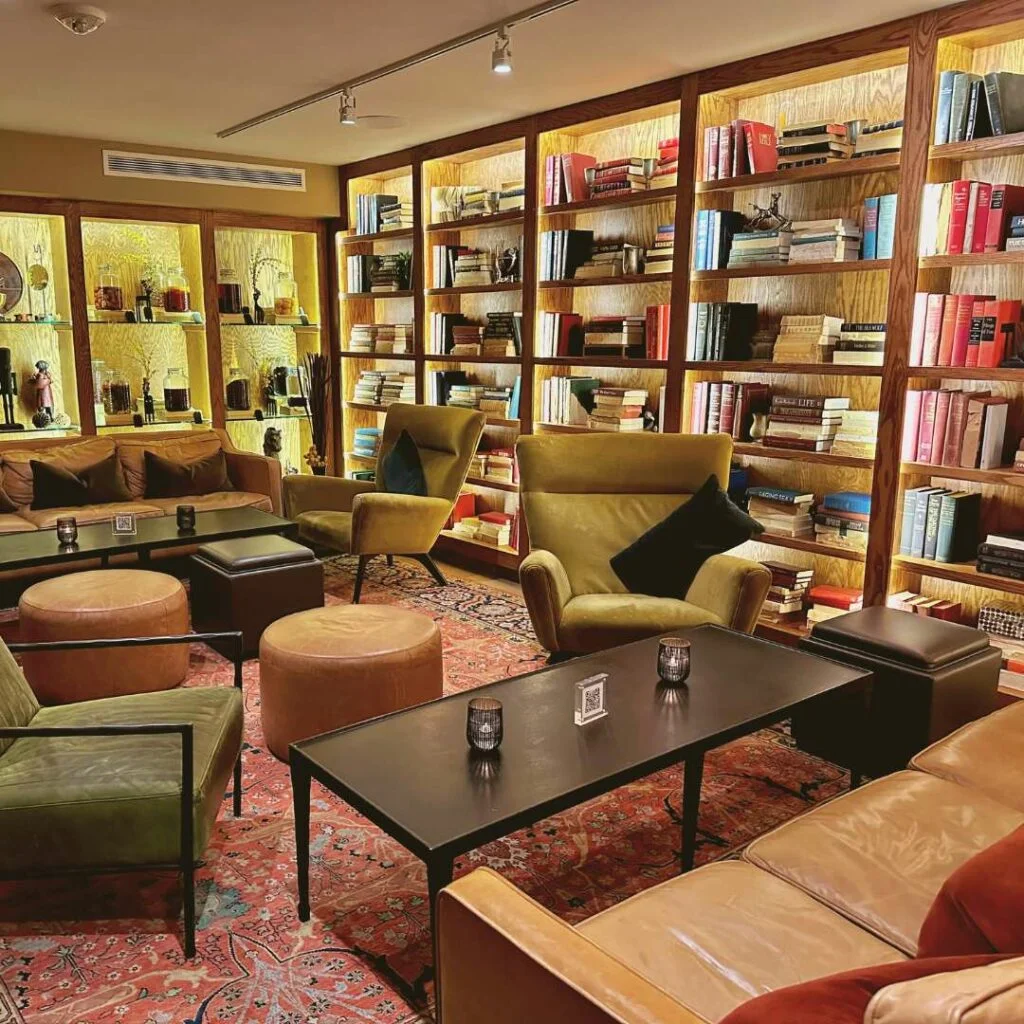 The Library At L'Annexe